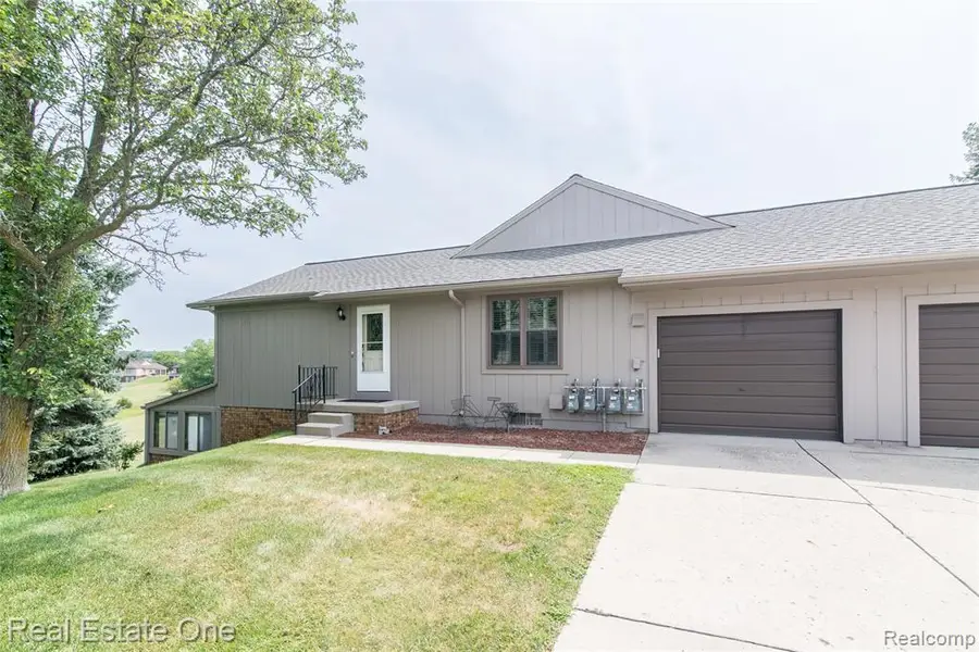 12043 Shenandoah, South Lyon, MI 48178 - #2