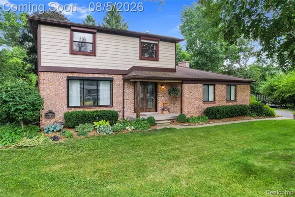 3652 Mount Vernon, Highland, MI 48356