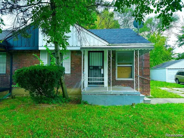 19242 Moross, Detroit, MI 48224
