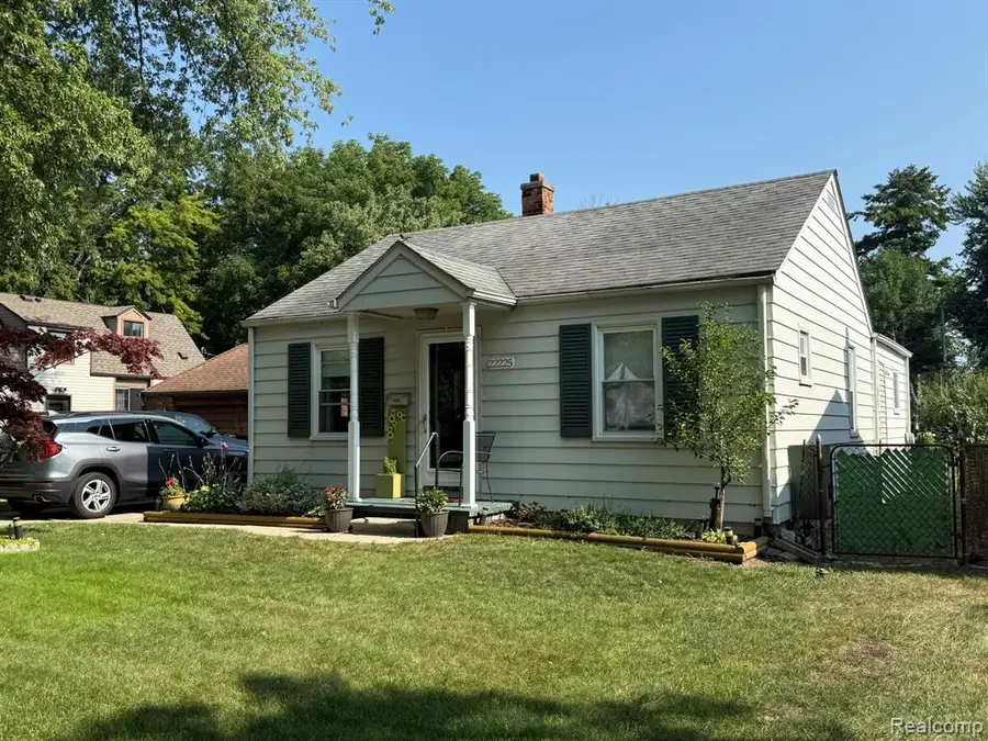 22225 Saint Gertrude, Saint Clair Shores, MI 48081 - #2