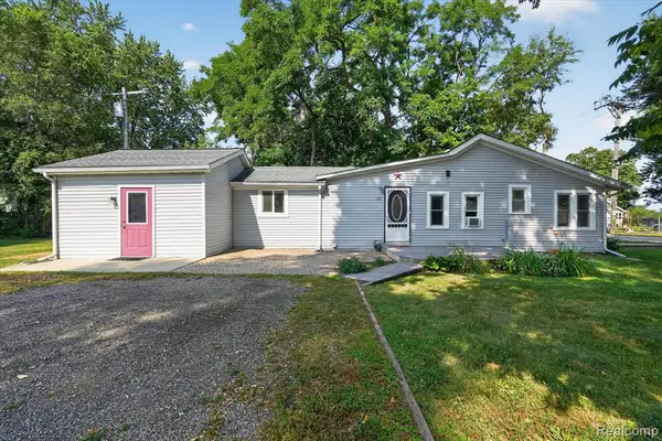128 Front, Whitmore Lake, MI 48189