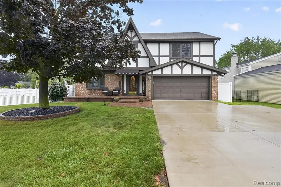 24011 Heritage, Woodhaven, MI 48183 - #3
