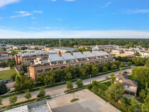 333 E Parent #15, Royal Oak, MI 48067