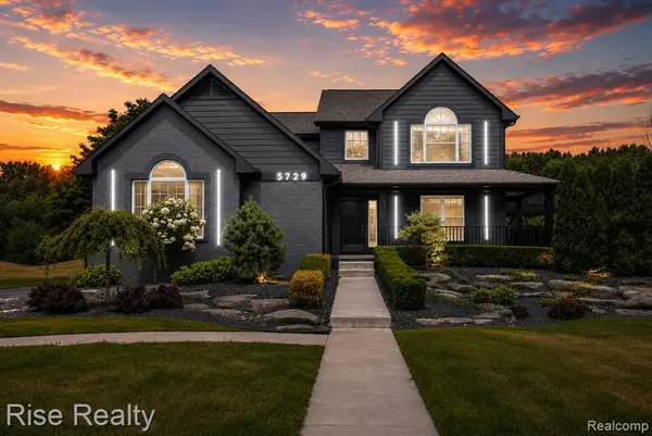 5729 Woodfield, Grand Blanc, MI 48439