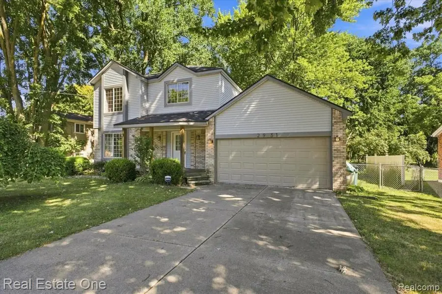 2931 Wisconsin, Troy, MI 48083 - #2