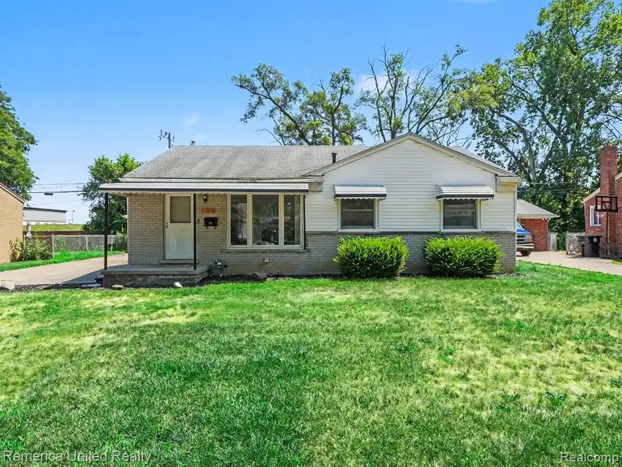 11070 Hillcrest, Livonia, MI 48150 - #2