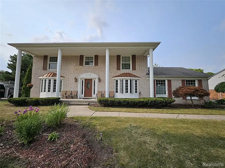 1114 Chaffer, Rochester Hills, MI 48306 - #2