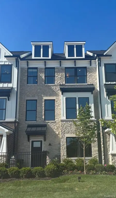 14849 Caramargo, Plymouth, MI 48170