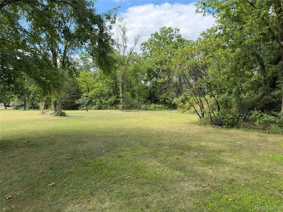 9177 Bemis, Ypsilanti, MI 48197 - #2