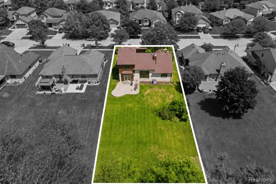52658 Stag Ridge, Macomb, MI 48042 - #3