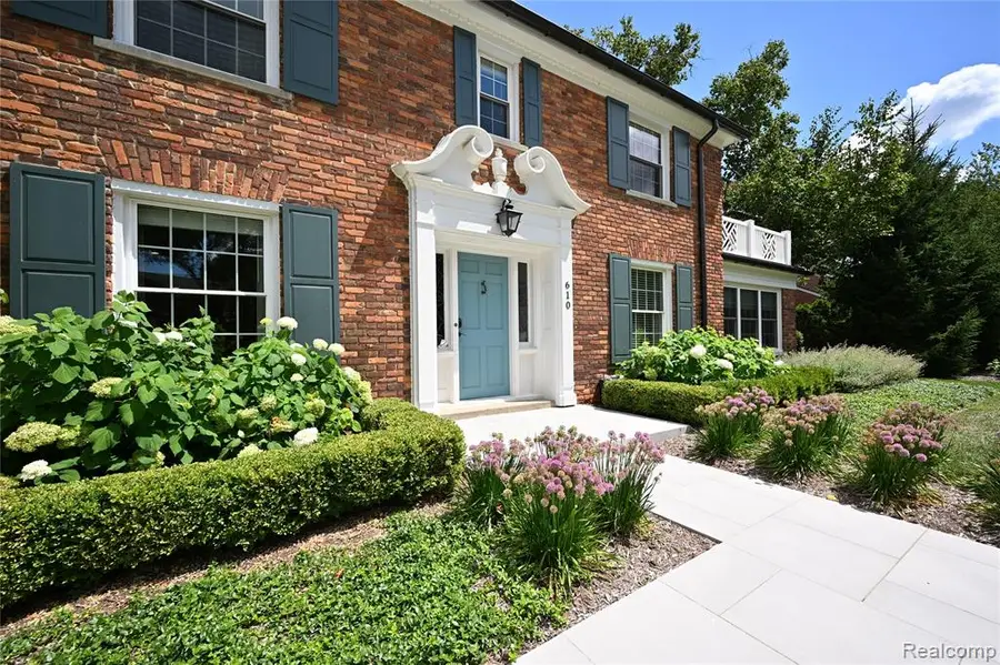 610 Half Moon, Bloomfield Hills, MI 48301 - #3