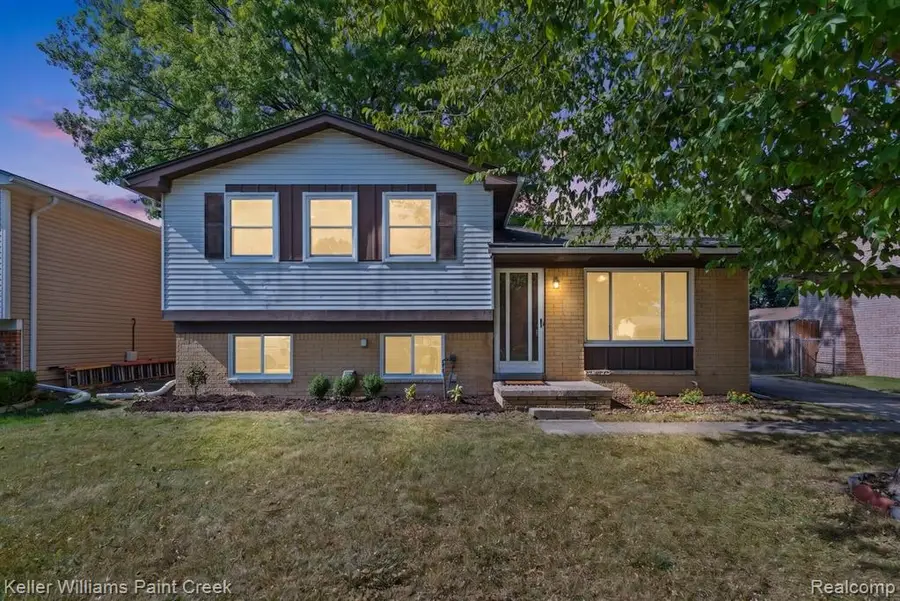16221 Bayham, Clinton Township, MI 48038 - #2