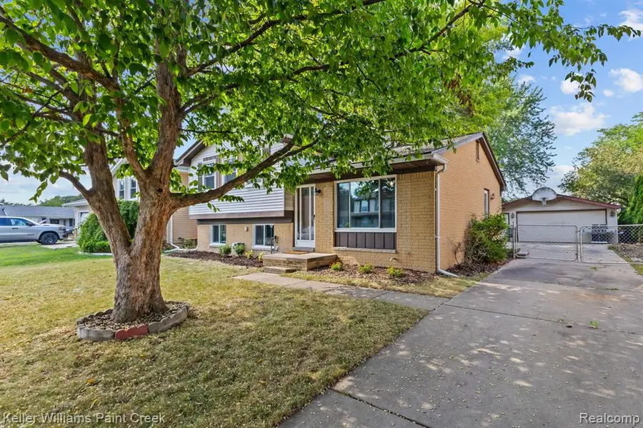 16221 Bayham, Clinton Township, MI 48038 - #3