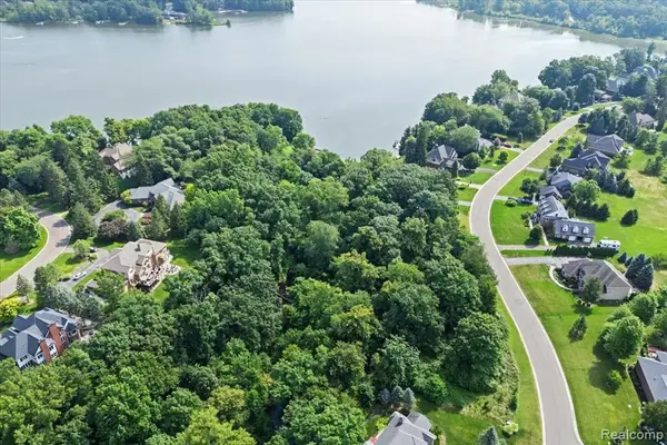 Lot 242-243 Hartford, Brighton, MI 48116
