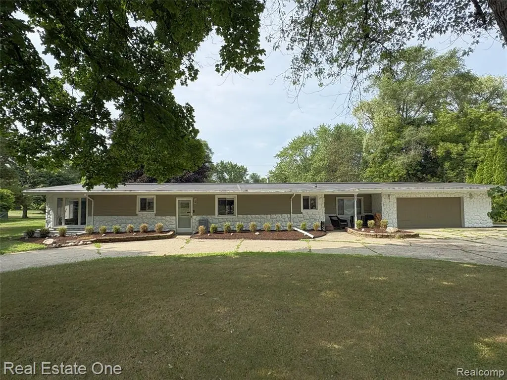 532 Nichols, Auburn Hills, MI 48326 - #1