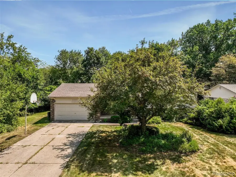 20116 Rippling, Northville, MI 48167 - #2
