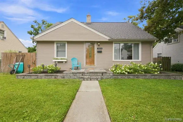 309 S Chocolay, Clawson, MI 48017