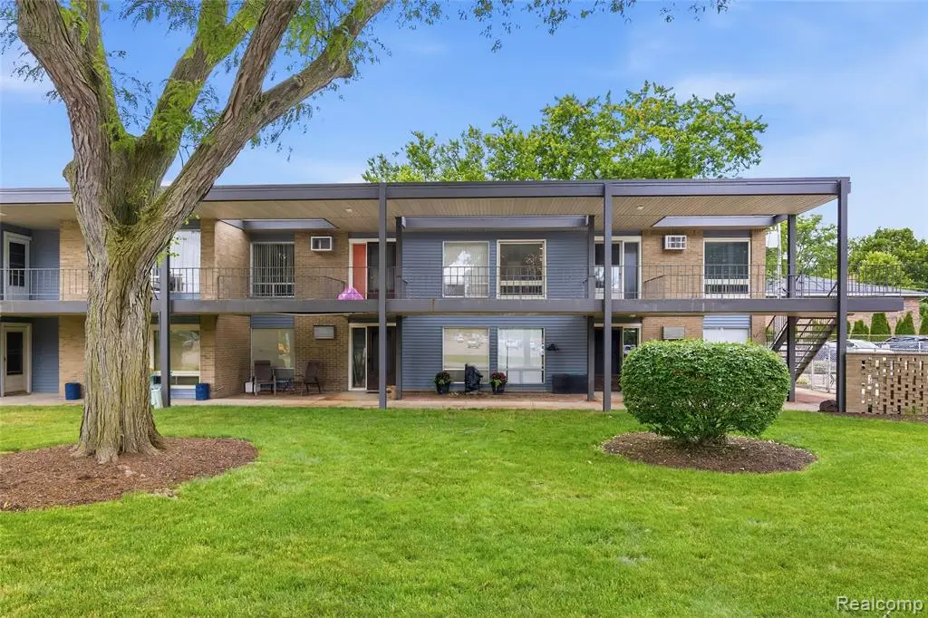 15055 Hubbard #28, Livonia, MI 48154 - #1