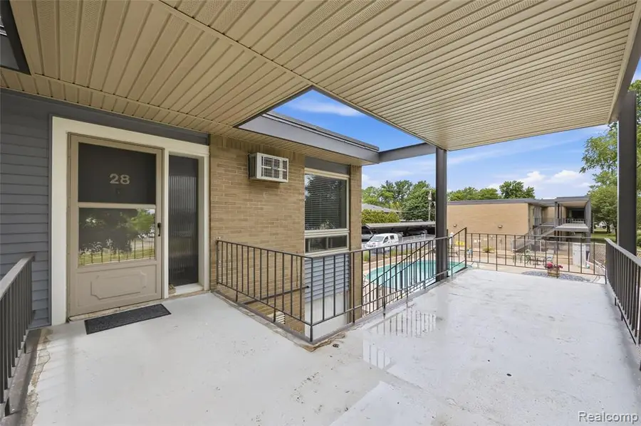 15055 Hubbard #28, Livonia, MI 48154 - #3