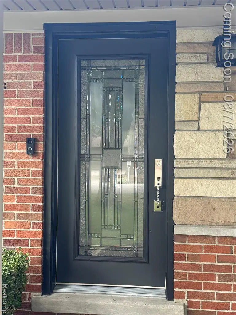 7481 Flickinger, Utica, MI 48317 - #3