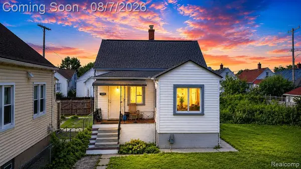 3875 Sobieski, Hamtramck, MI 48212