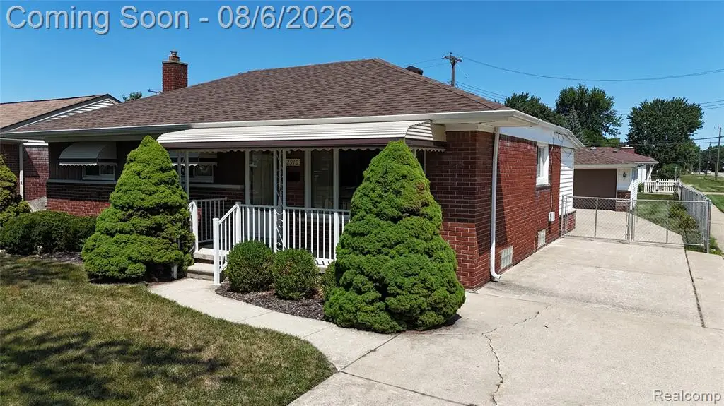 32910 Rosslyn, Garden City, MI 48135 - #1