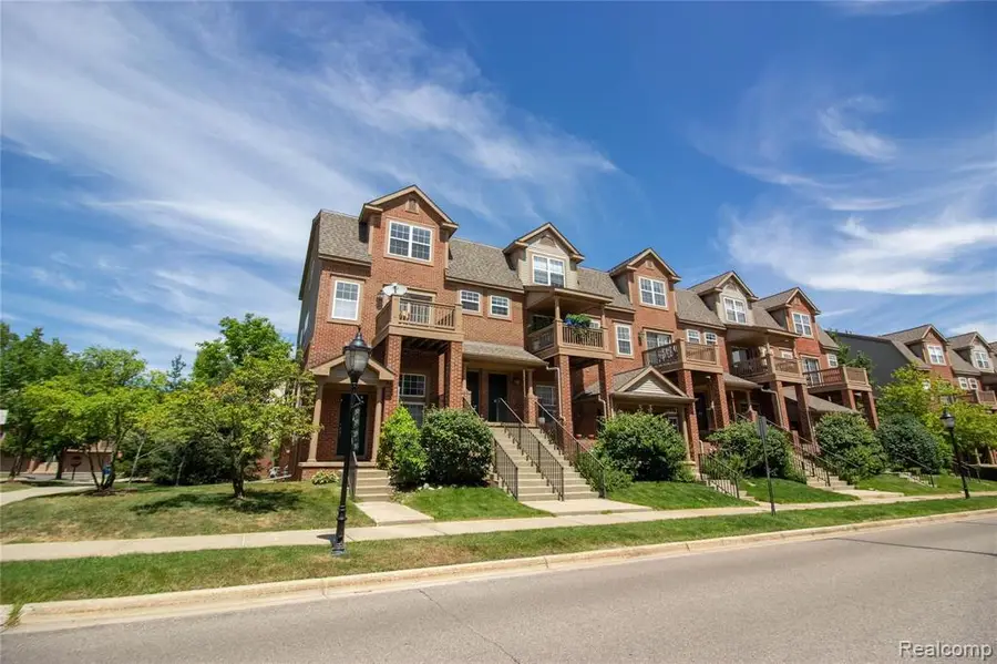 2859 Barclay, Ann Arbor, MI 48105 - #2
