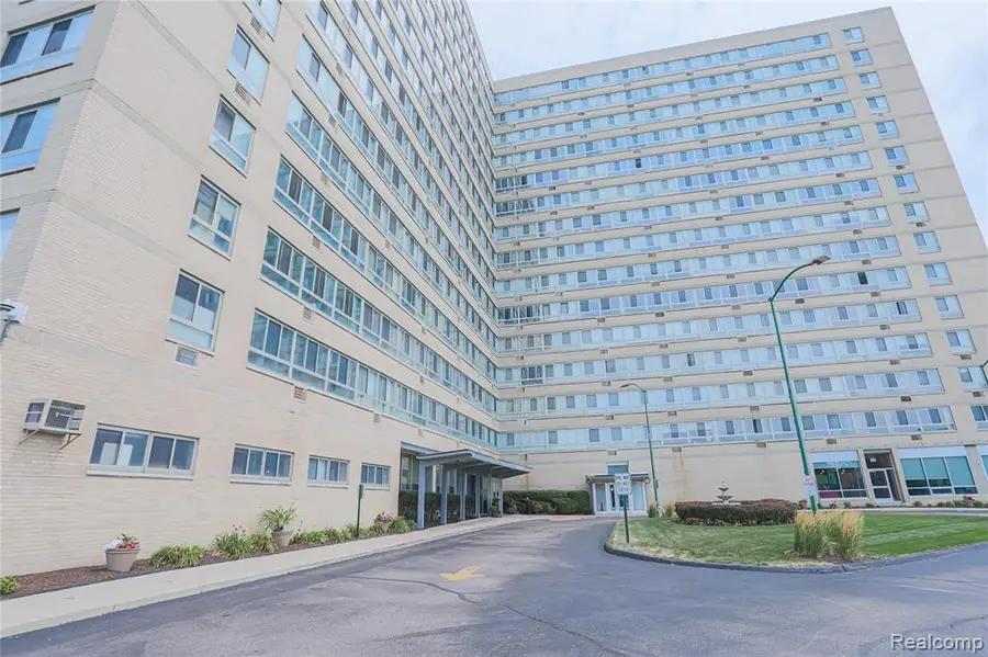 8900 Jefferson #1130-1131, Detroit, MI 48214 - #2