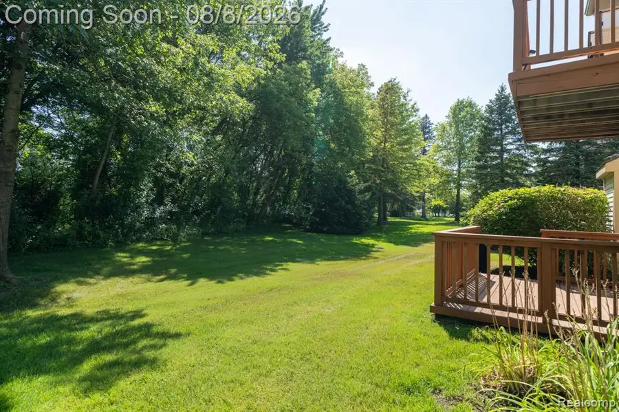 158 S Vista, Auburn Hills, MI 48326 - #2