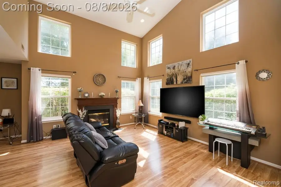158 S Vista, Auburn Hills, MI 48326 - #3