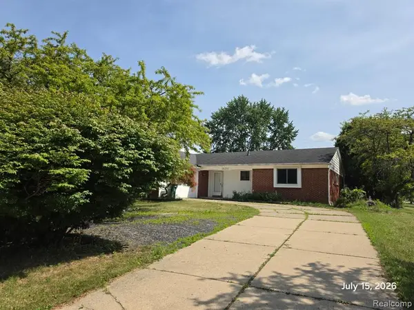 18251 Santa Ann, Lathrup Village, MI 48076