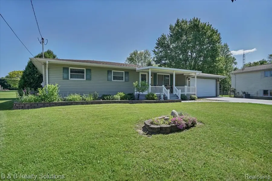 6229 Cold Spring, Grand Blanc, MI 48439 - #3