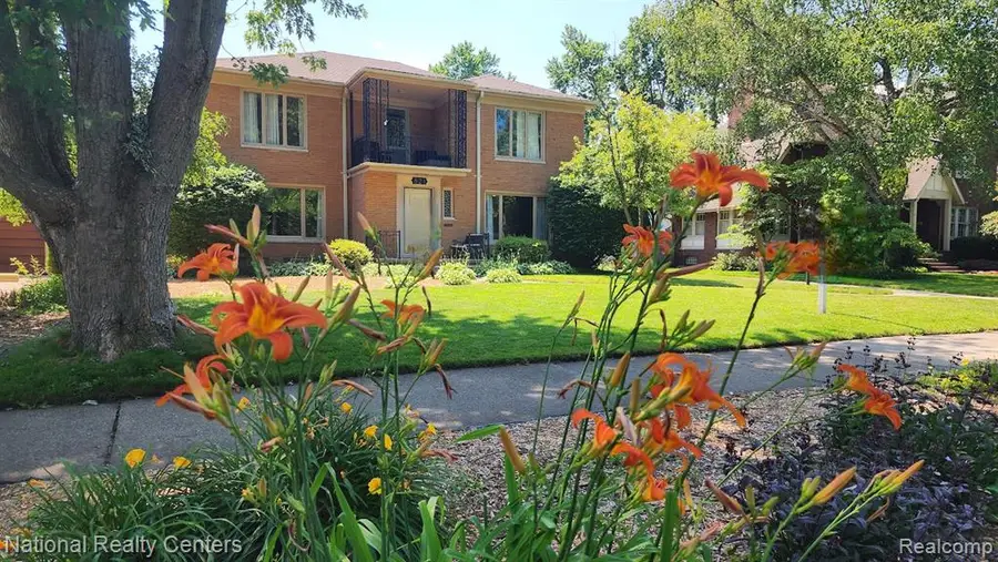821 Pemberton, Grosse Pointe, MI 48230 - #3