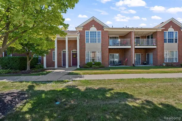 16450 Chatham #136, Macomb, MI 48044