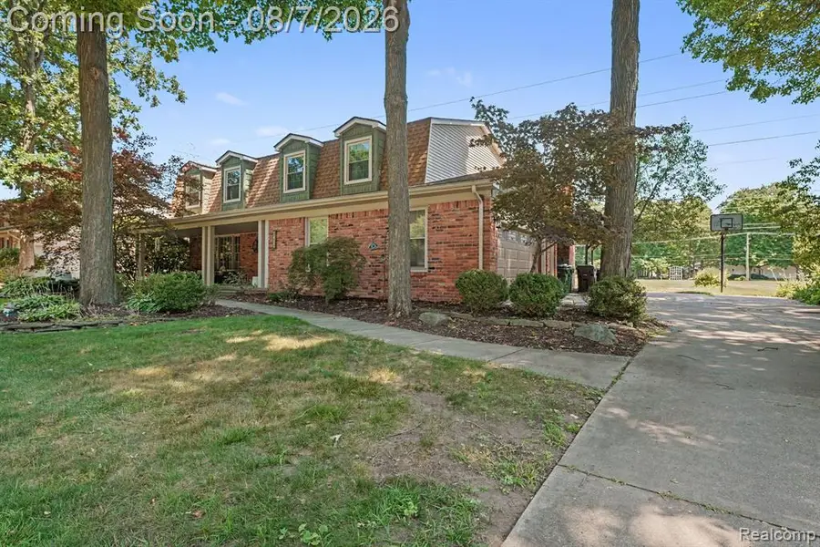 47974 Ben Franklin, Utica, MI 48315 - #3
