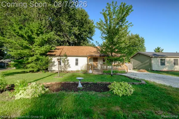 26247 Weigel, New Boston, MI 48164