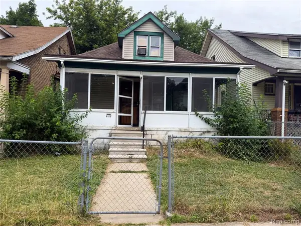 4618 Bewick, Detroit, MI 48214