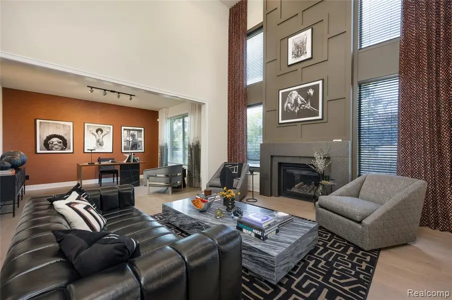 2085 Kohli Drive, Troy, MI 48083 - #3