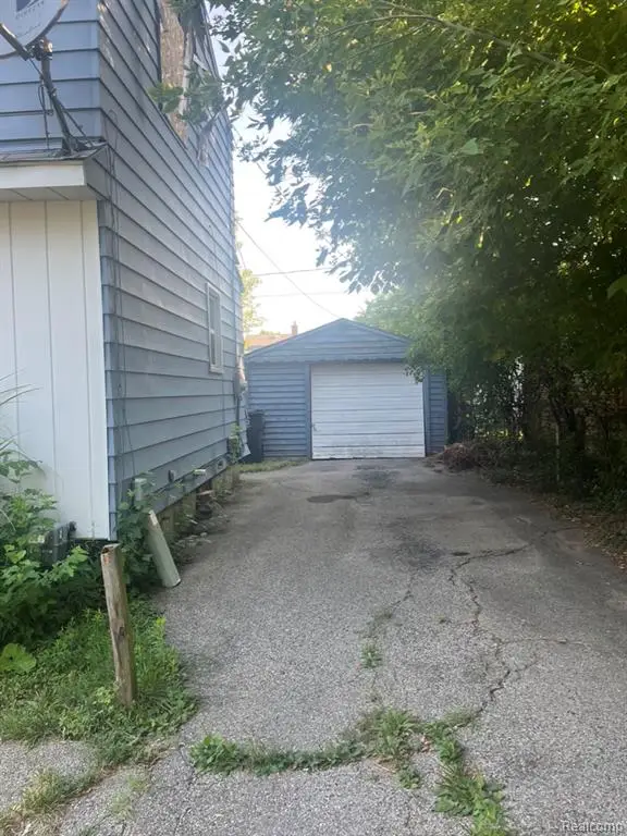 3413 Holly, Flint, MI 48506 - #2