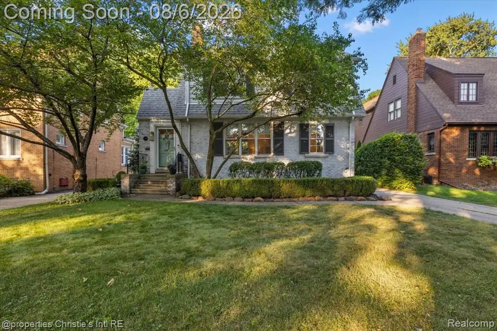 788 Rivard, Grosse Pointe, MI 48230 - #1