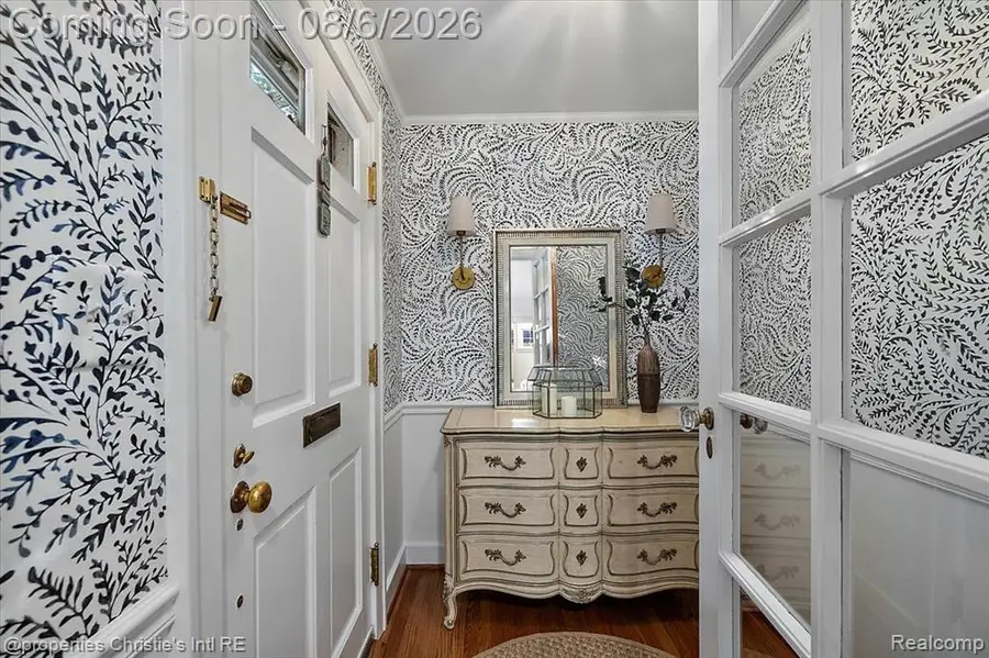 788 Rivard, Grosse Pointe, MI 48230 - #2
