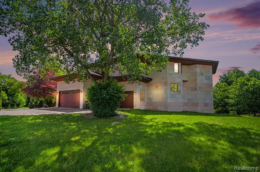 5045 Karachi, West Bloomfield, MI 48322 - #2