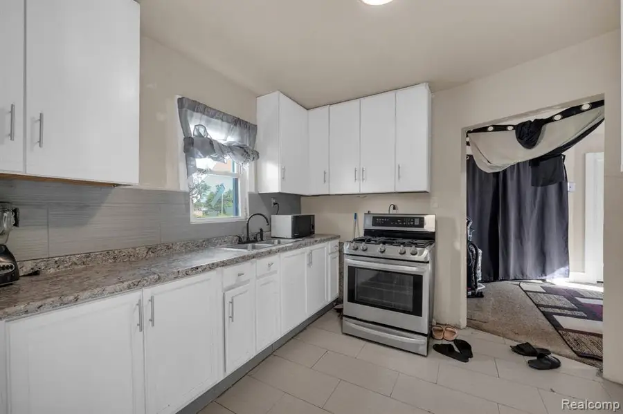 2124 Halleck, Hamtramck, MI 48212 - #3