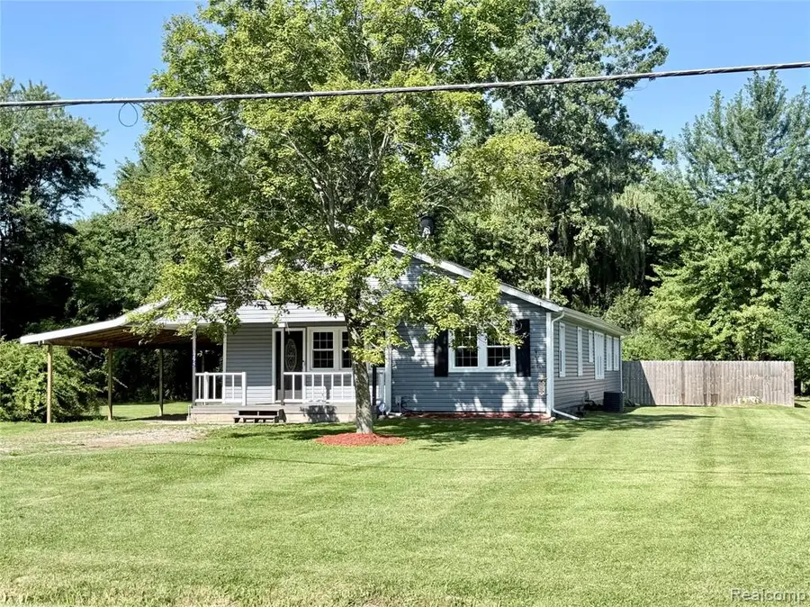 1295 Allen, Kimball, MI 48074 - #2