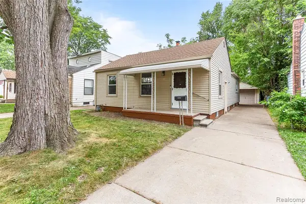26396 Pennie, Dearborn Heights, MI 48125