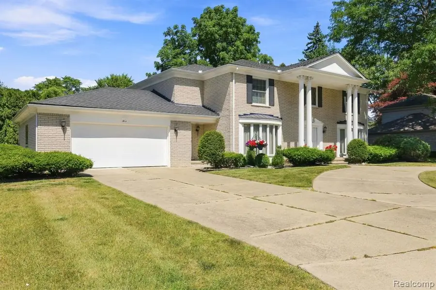 60 Stillmeadow, Grosse Pointe Shores, MI 48236 - #2