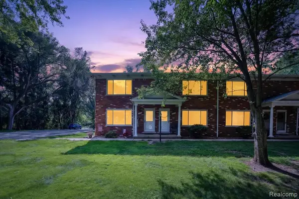 5116 Kintyre, Brighton, MI 48116