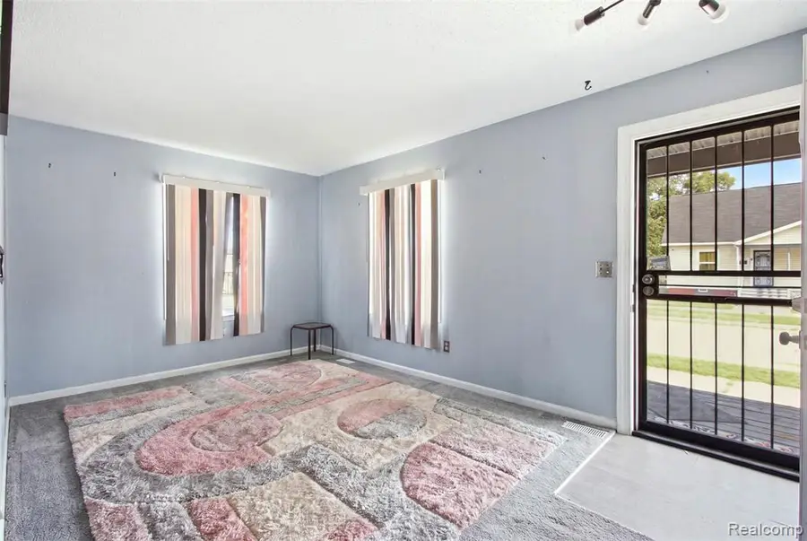 4021 31st, Detroit, MI 48210 - #3