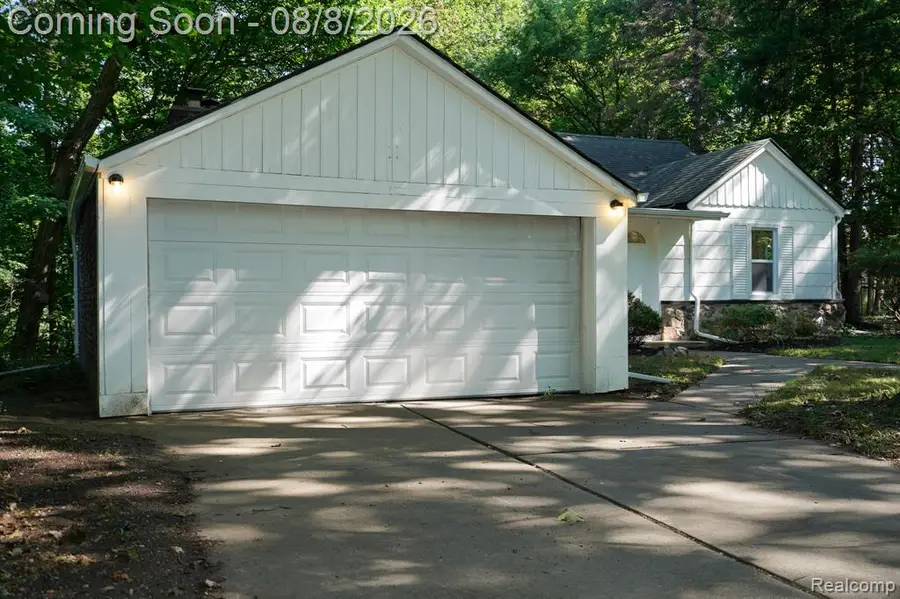 24300 Simmons, Southfield, MI 48033 - #2