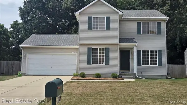 5384 Tall Oaks, Grand Blanc, MI 48507